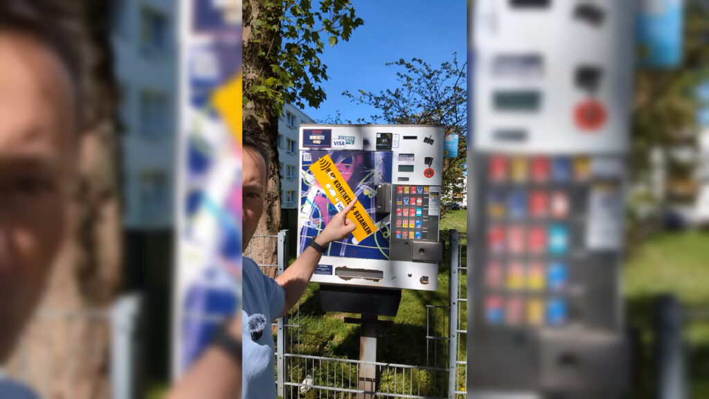 Automaty z papierosami przy ulicach – dostępne 24/7