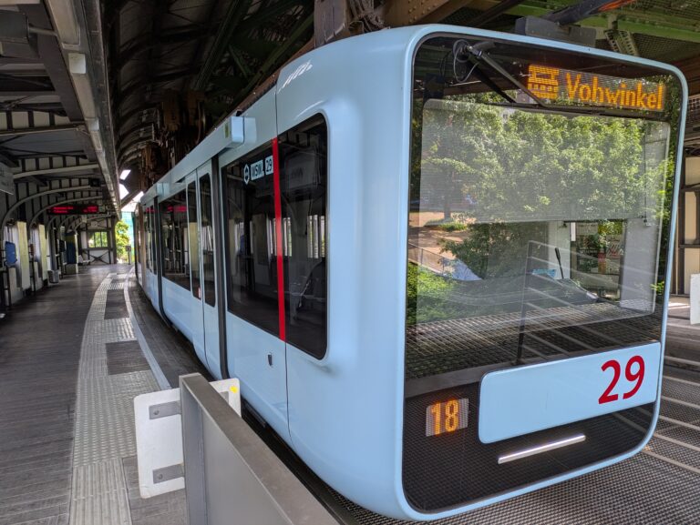 Kolej podwieszana w Wuppertalu | Schwebebahn Wuppertal