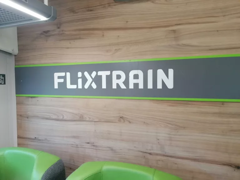 Meine Höllenfahrt mit FlixTrain – Warum ich das nie wieder mache!